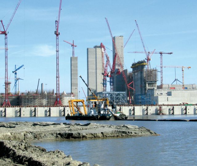 Groningen Seaports, <br /> ambitious harbour work. Groningen Seaports, <br /> ambitious harbour work.