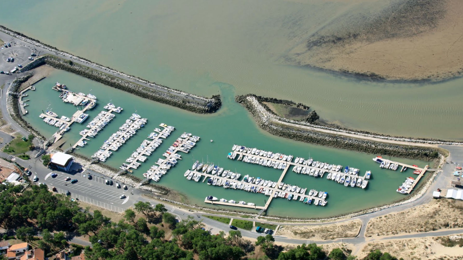 Atlantic ocean harbour, <br> Les Mathes France. Atlantic ocean harbour, <br> Les Mathes France.