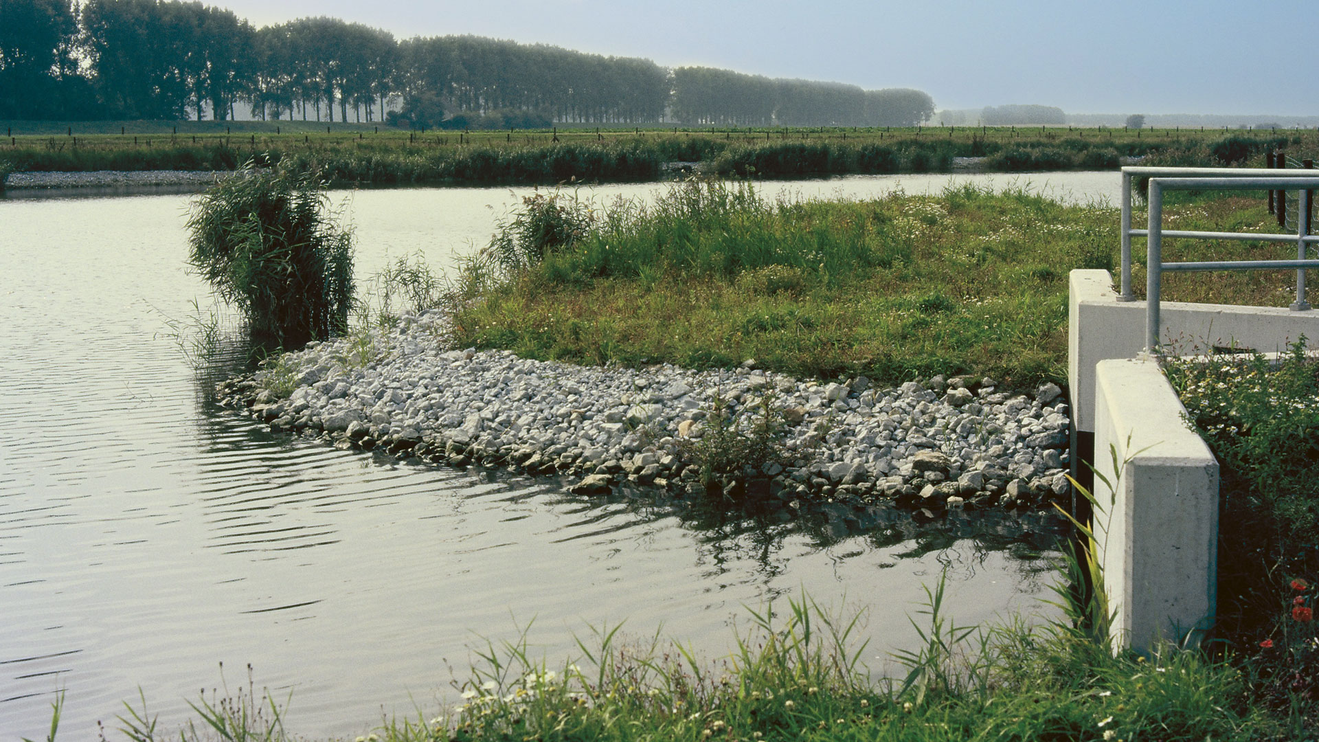 Expertise in a variety of small and large embankment works. Expertise in a variety of small and large embankment works.